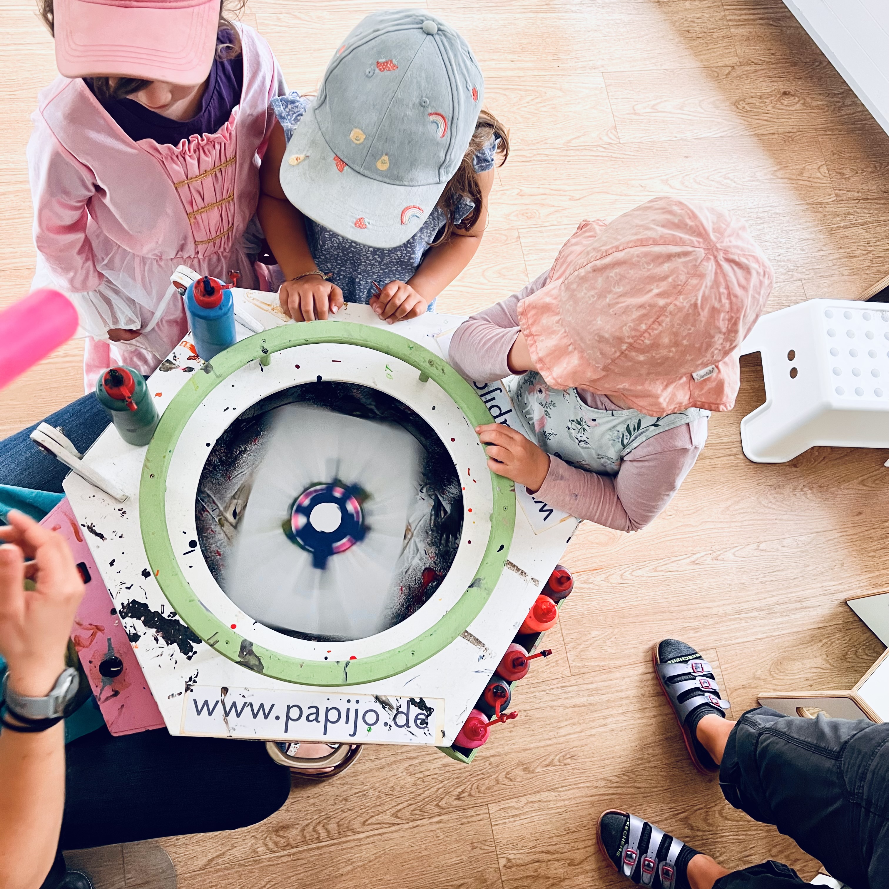 Spin Art Painting 10 Spin-Art-Painting